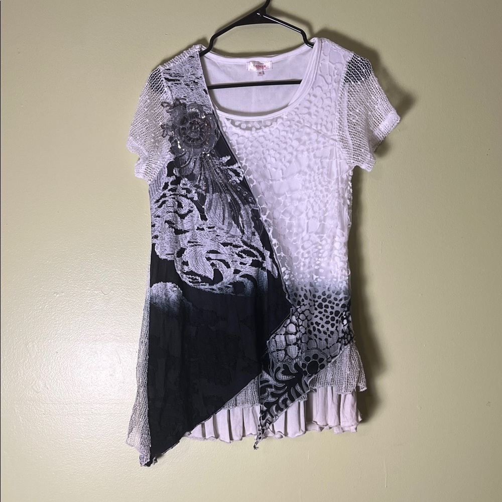 Grenier Elegant Black and White Women's dressss